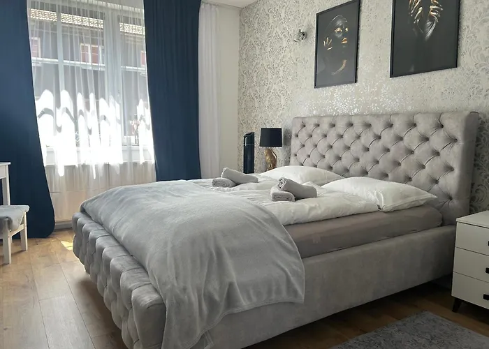 Szlachetny Jelen Apartment *